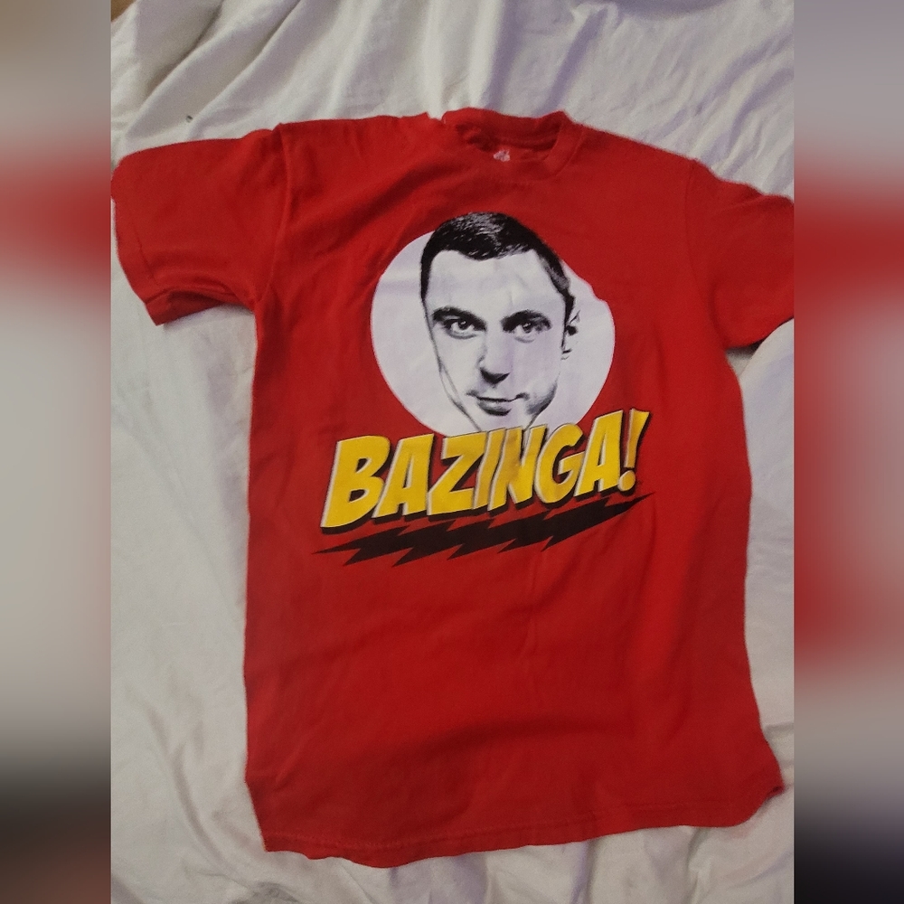 The Big Bang Theory Sheldon "Bazinga!!" Shirt Small
